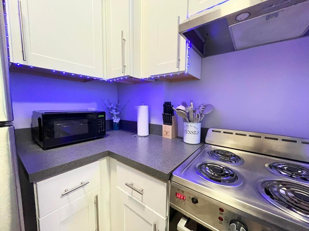 Apartment Local Modern Getaway - Ground Floor Cleveland